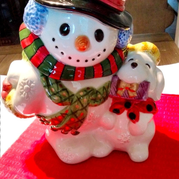 Fitz & Floyd Classics Frosty Folks Snowman Puppy Candy Jar - Picture 2 of 12